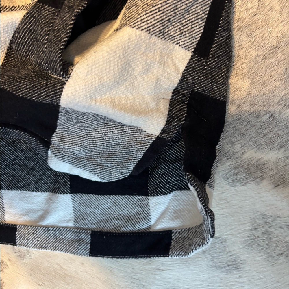 Lucky Brand Black and White Plaid Flannel Shirt Jacket - Picture 5 of 6